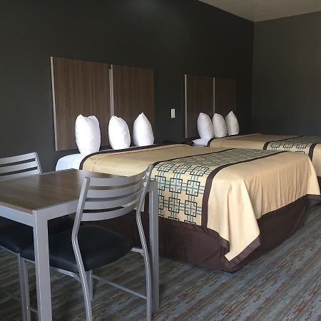 Scottish Inn & Suites - Conroe Exteriör bild