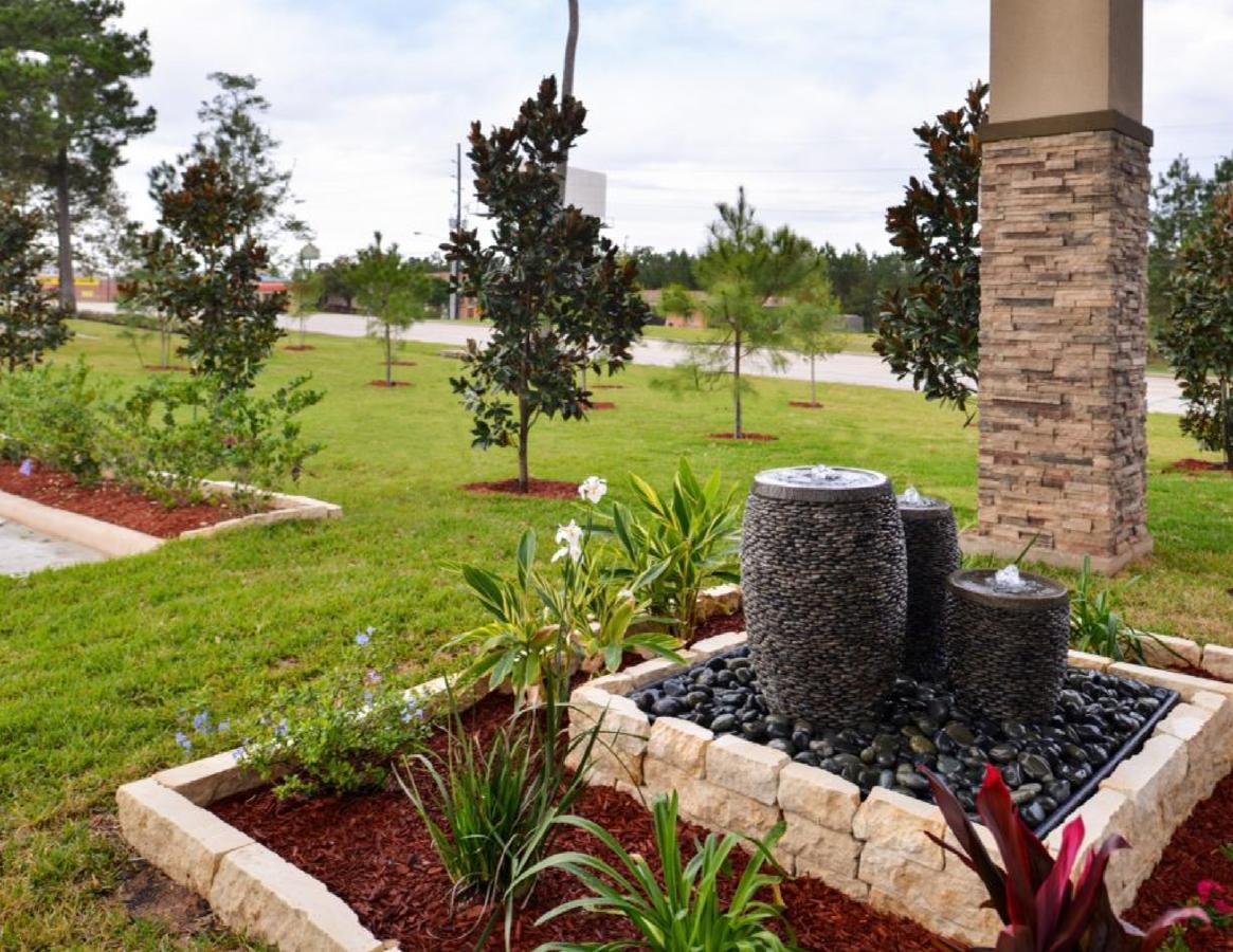 Scottish Inn & Suites - Conroe Exteriör bild
