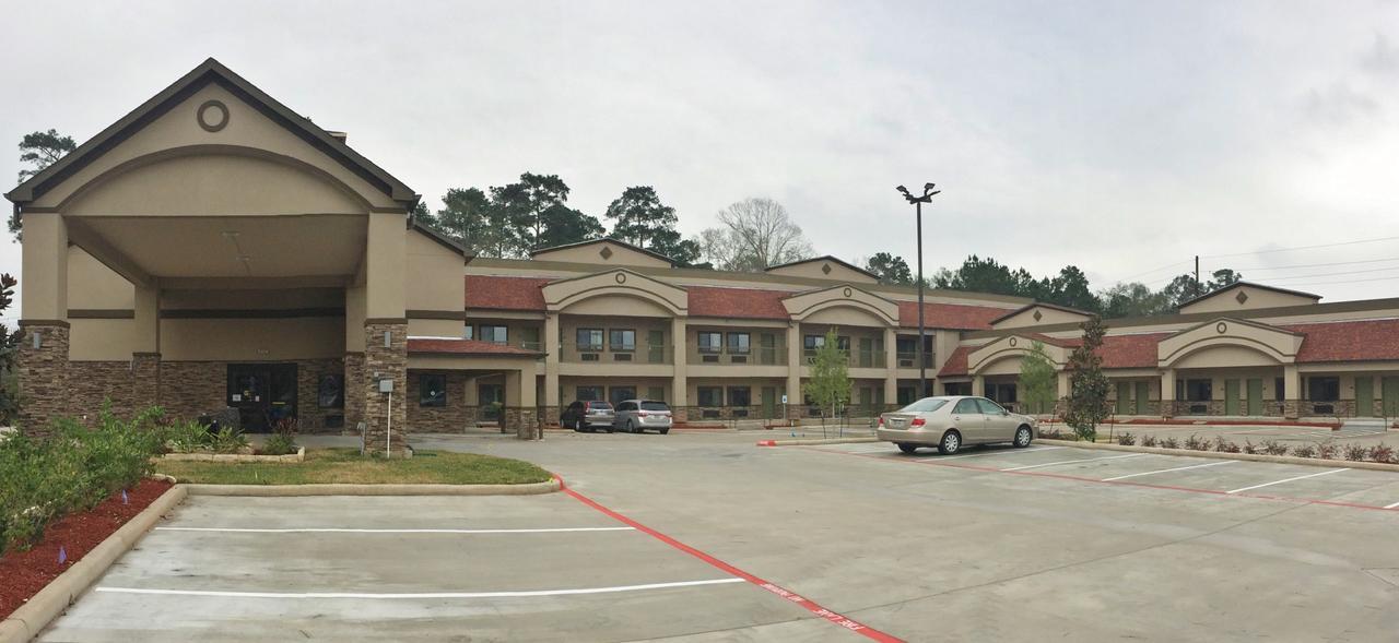 Scottish Inn & Suites - Conroe Exteriör bild