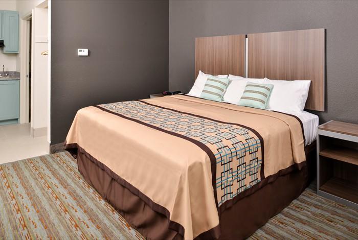 Scottish Inn & Suites - Conroe Exteriör bild